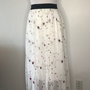 Romantic soft tulle floral and lace midi skirt